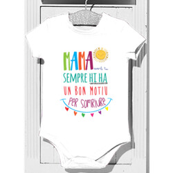"MAMA AMB TU SEMPRE HI HA UN BON MOTIU PER SOMRIURE" body nadó