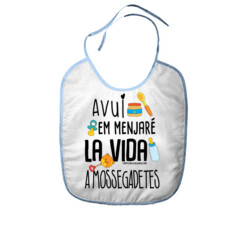 "AVUI EM MENJARÉ LA VIDA A MOSSEGADETES" Pitet nadó