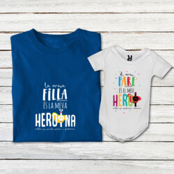 "LA MEVA FILLA ÉS LA MEVA HEROÏNA + EL MEU PARE ÉS EL MEU HEROI" Pack 1 samarreta adult + 1 body bebè blanc