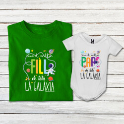 "TINC EL MILLOR PARE DE TOTA LA GALÀXIA_ TINC EL MILLOR FILL DE TOTA LA GALÀXIA" Pack samarreta clara Adult + body bebè