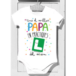 "TINC EL MILLOR PAPA EN PRÀCTIQUES del món" Body m/curta bebè